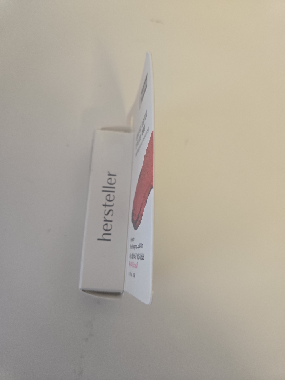 Nearby Recharging Lip Balm - Fuchsia - Picture 3 of 7